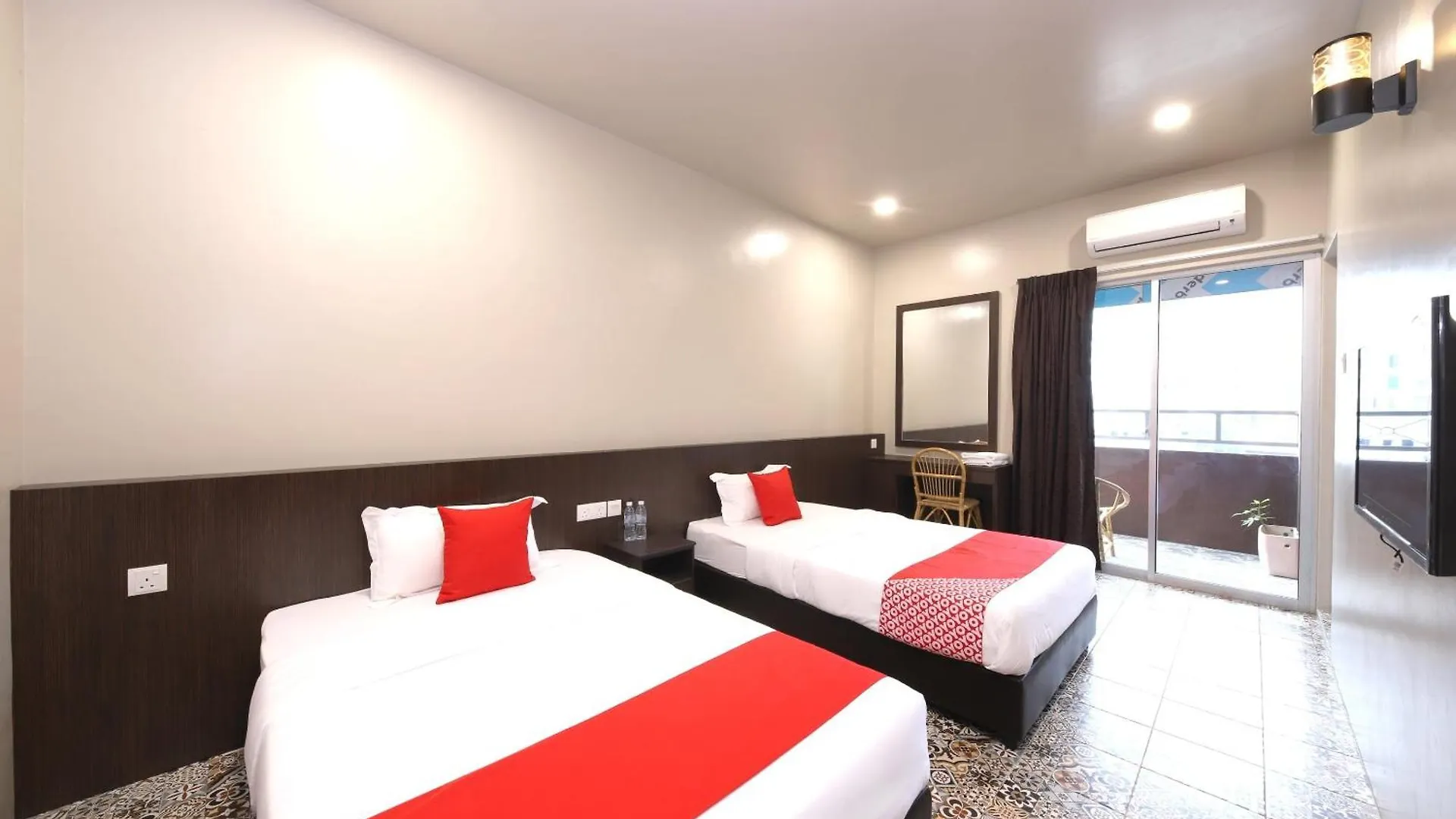 **  Oyo 507 Aikka Hotel Butterworth Ma­lay­sia
